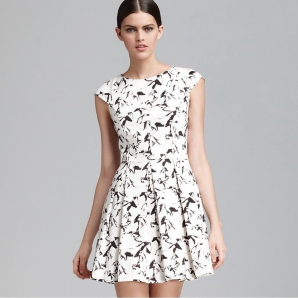 New Girl French Connection Horse Dress